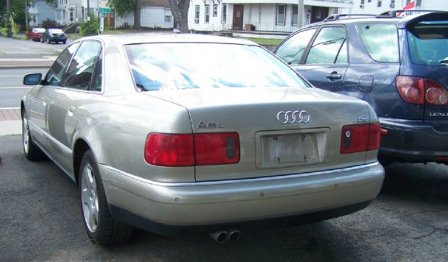 Audi A8 2003 photo 3