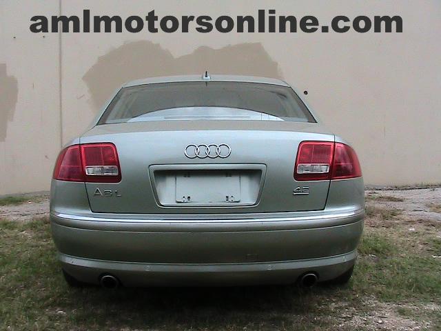 Audi A8 2004 photo 1