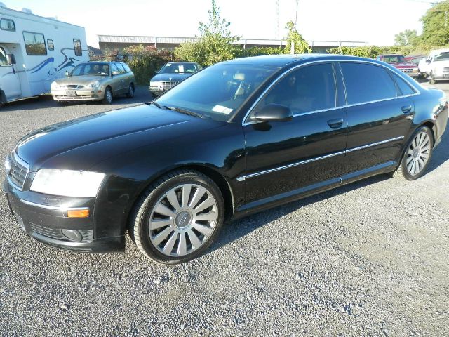 Audi A8 2004 photo 1