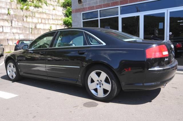 Audi A8 2004 photo 4