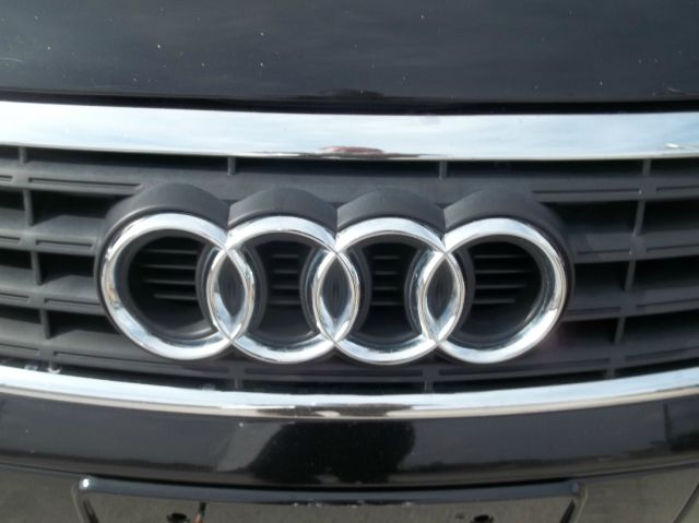 Audi A8 2004 photo 4