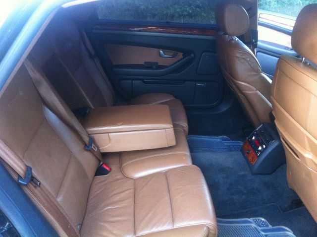 Audi A8 2004 photo 5