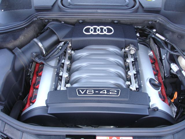 Audi A8 2004 photo 12