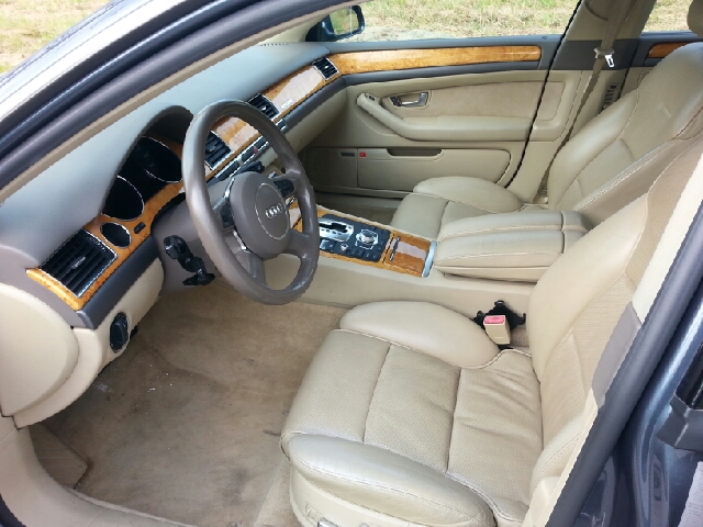 Audi A8 ESi Sedan