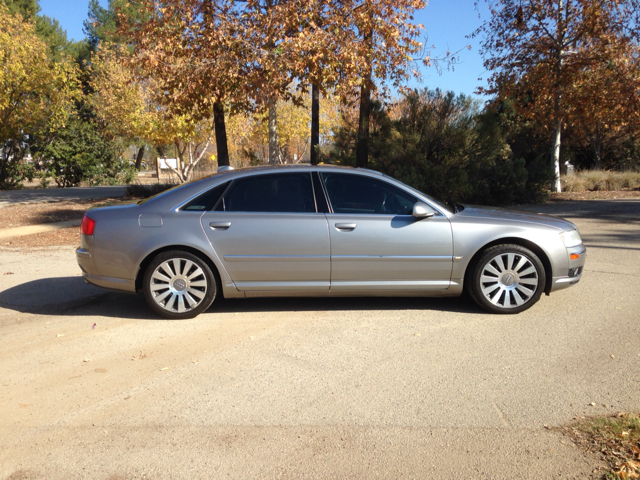 Audi A8 2004 photo 3
