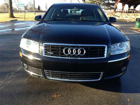 Audi A8 2004 photo 1