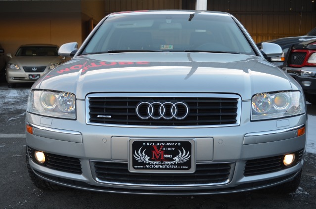 Audi A8 2004 photo 3