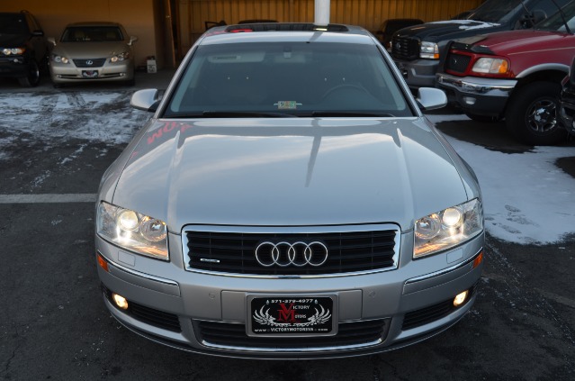 Audi A8 2004 photo 4