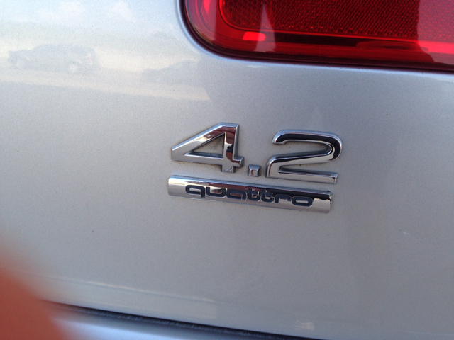 Audi A8 2004 photo 3