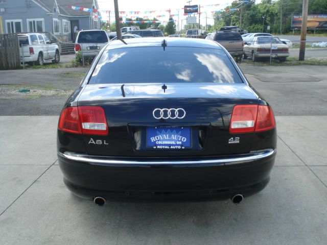 Audi A8 2005 photo 4