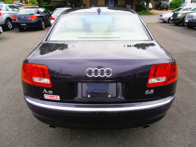 Audi A8 2005 photo 1