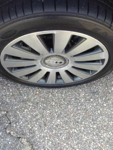 Audi A8 2005 photo 1