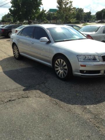Audi A8 2005 photo 2