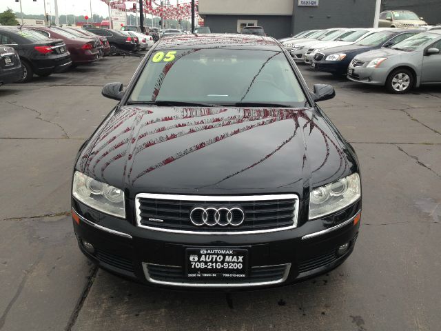Audi A8 2005 photo 1