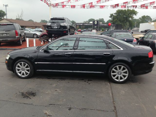 Audi A8 2005 photo 3