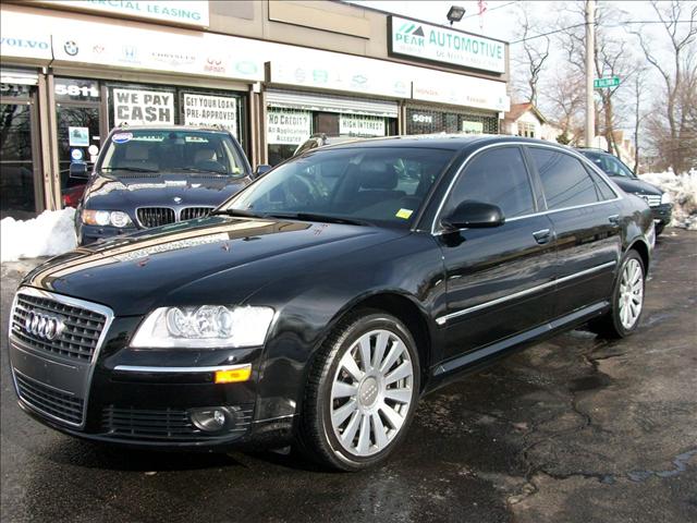 Audi A8 2006 photo 2