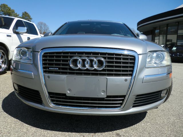 Audi A8 2006 photo 3
