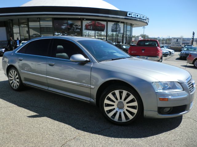 Audi A8 2006 photo 4