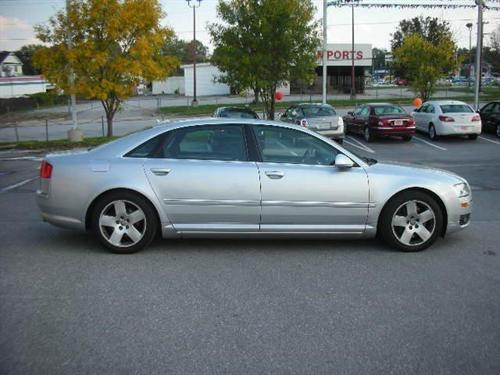Audi A8 2006 photo 1