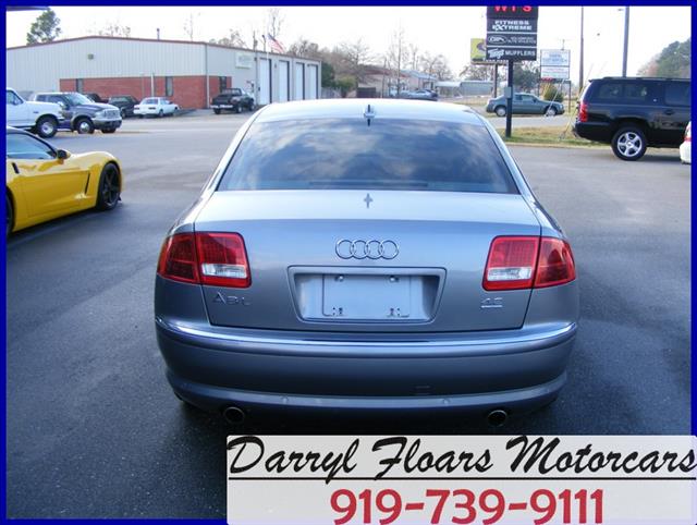 Audi A8 2006 photo 4
