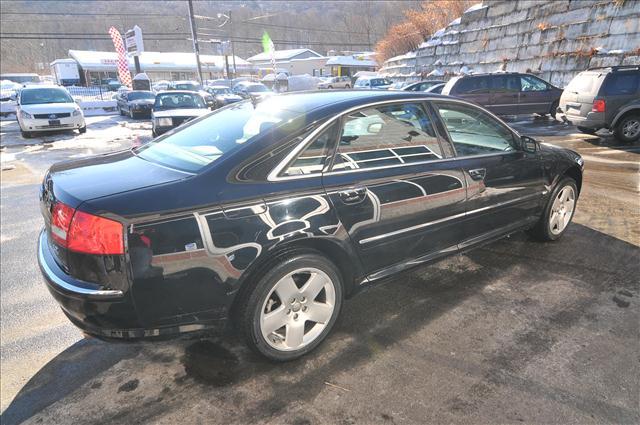 Audi A8 2006 photo 3