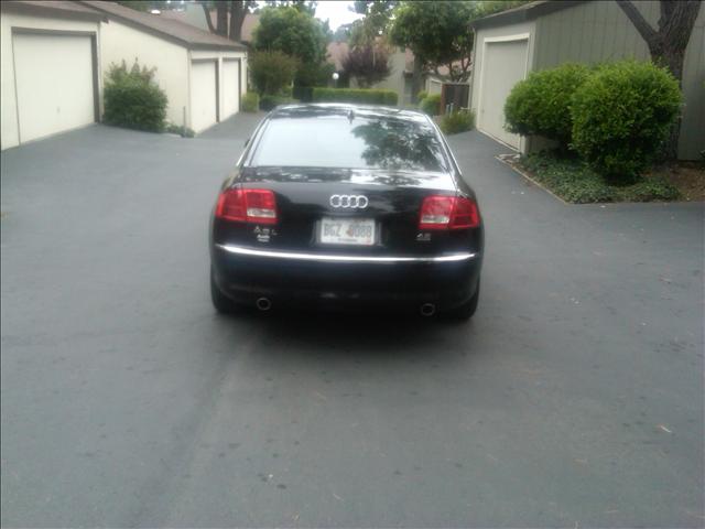 Audi A8 2006 photo 3