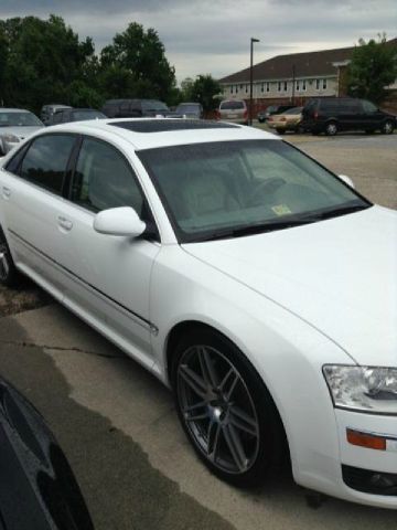 Audi A8 2007 photo 2