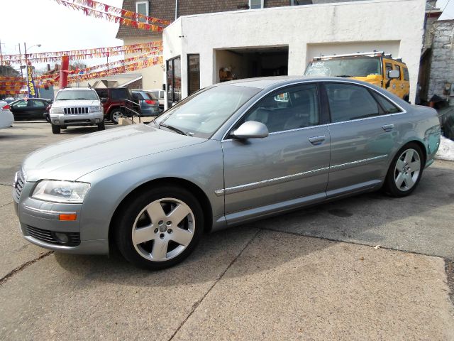 Audi A8 2007 photo 1