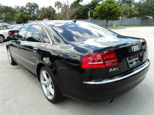 Audi A8 2008 photo 2