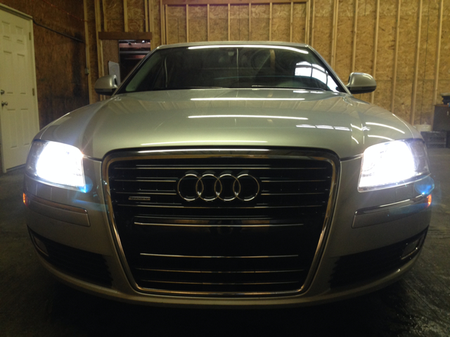 Audi A8 2009 photo 3