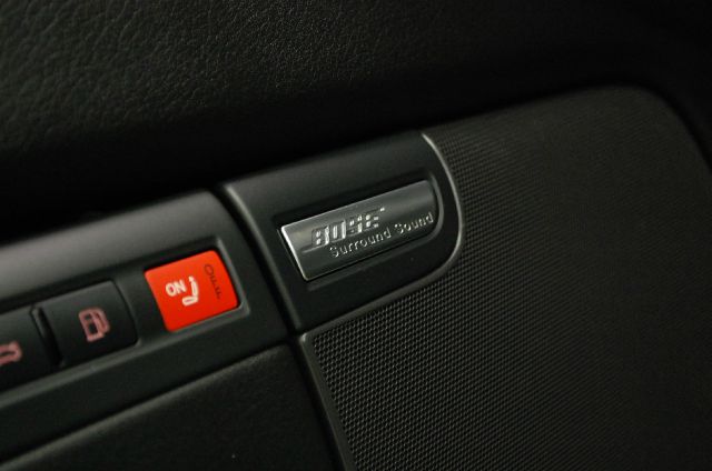 Audi A8 2009 photo 0