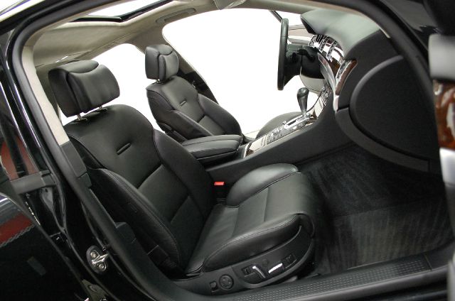 Audi A8 2009 photo 10