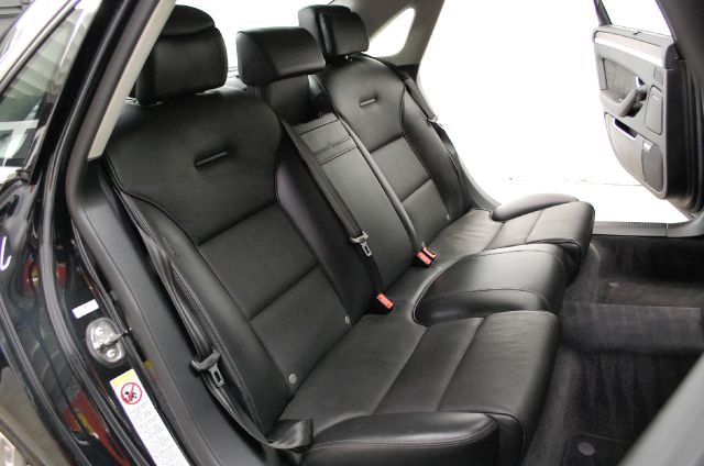 Audi A8 2009 photo 19