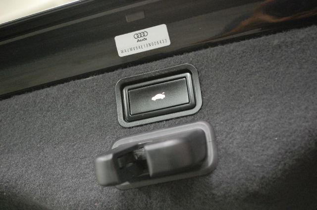 Audi A8 2009 photo 22