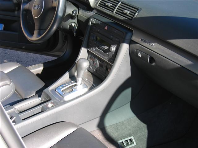 Audi Avant 2004 photo 5
