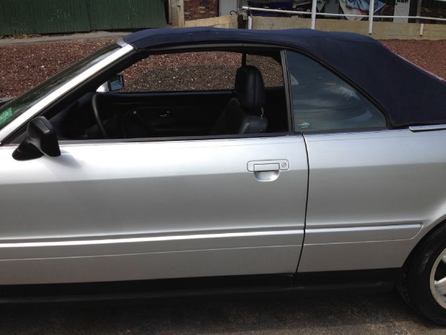 Audi Cabriolet 1995 photo 8