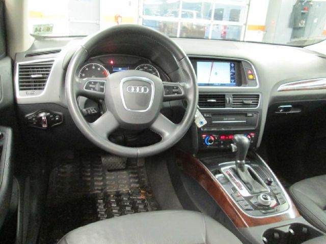 Audi Q5 2010 photo 0