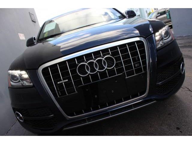 Audi Q5 2011 photo 4