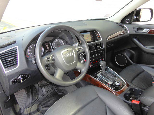 Audi Q5 2011 photo 20