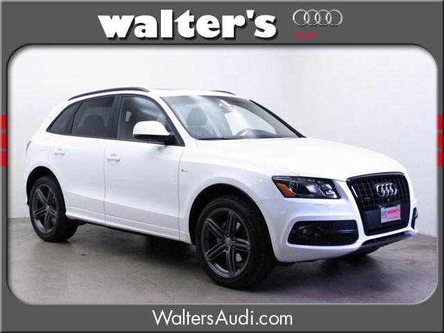 Audi Q5 4dr SR5 3.4L Auto 4WD Unspecified