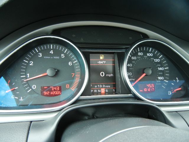 Audi Q7 2007 photo 6
