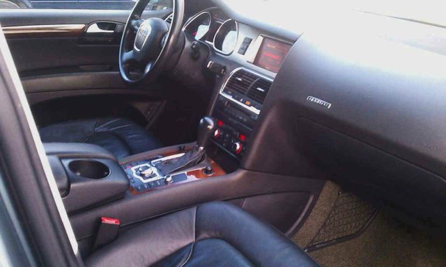 Audi Q7 2007 photo 4