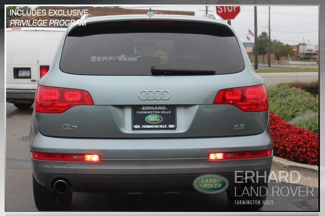 Audi Q7 2007 photo 2