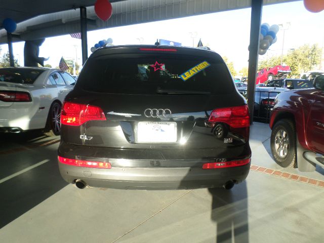 Audi Q7 2007 photo 3