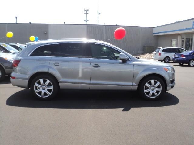 Audi Q7 2007 photo 4