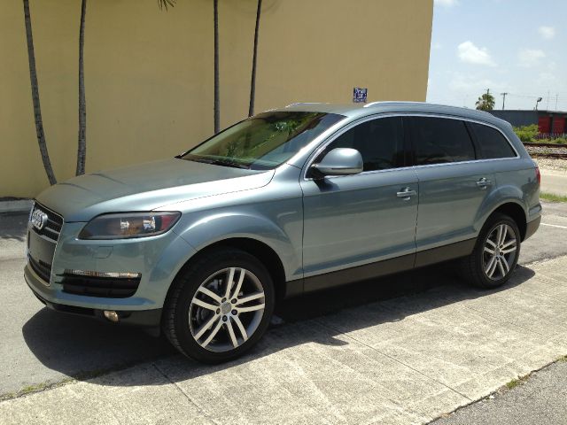 Audi Q7 2008 photo 3