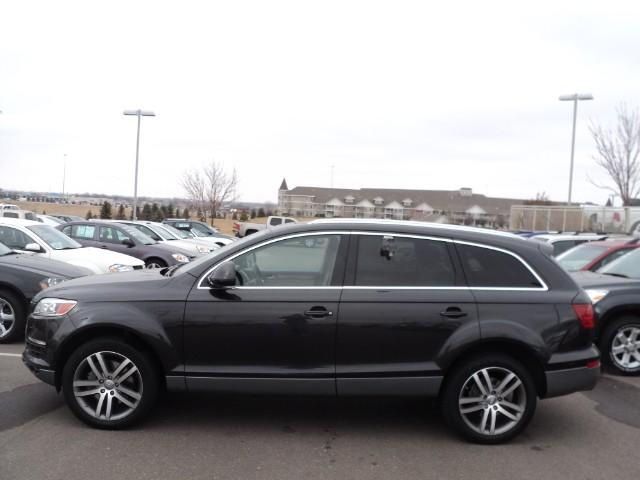 Audi Q7 LS VERY NICE Sport Utility