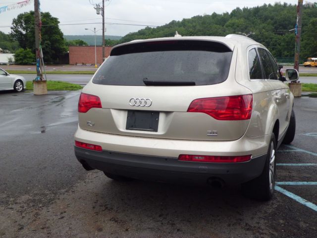 Audi Q7 2008 photo 1