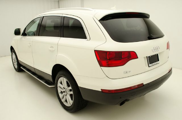 Audi Q7 4dr Sdn GS Plus SUV