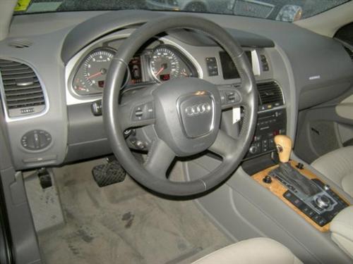 Audi Q7 2008 photo 3
